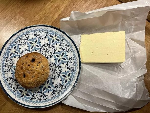 We Tried The 'very Poor' Eccles Cakes From Lytham's 70 Year Old Cheese Shop And They Were Anything But That