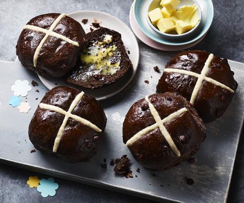 Extremely-Chocolatey-HXB-29131075-Phase-11-2021-JL1 - Hot Cross Buns, Cheese And BLTs: The M&amp;S Easter Range | Range Preview
