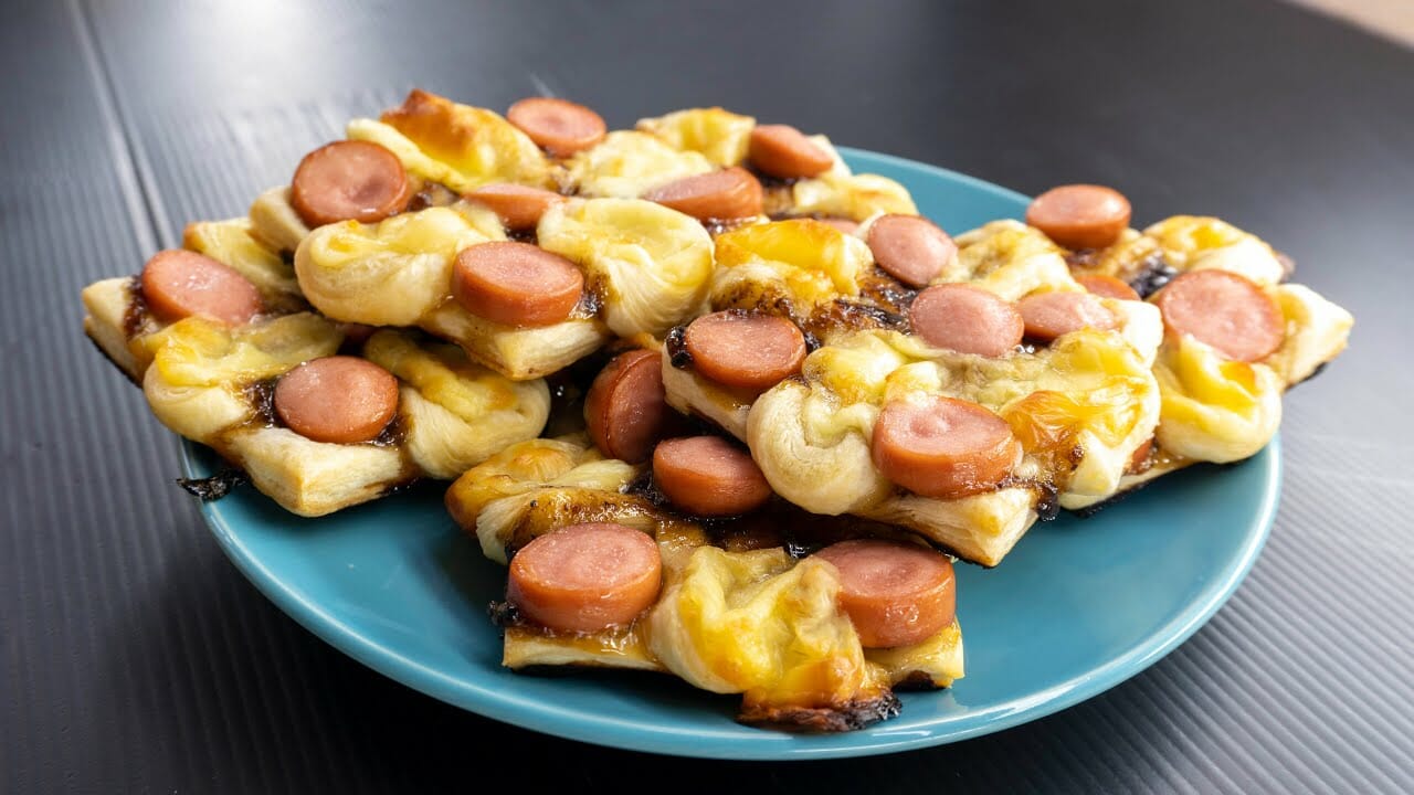 Easy Puff Pastry Pizza - hot dogs recipe